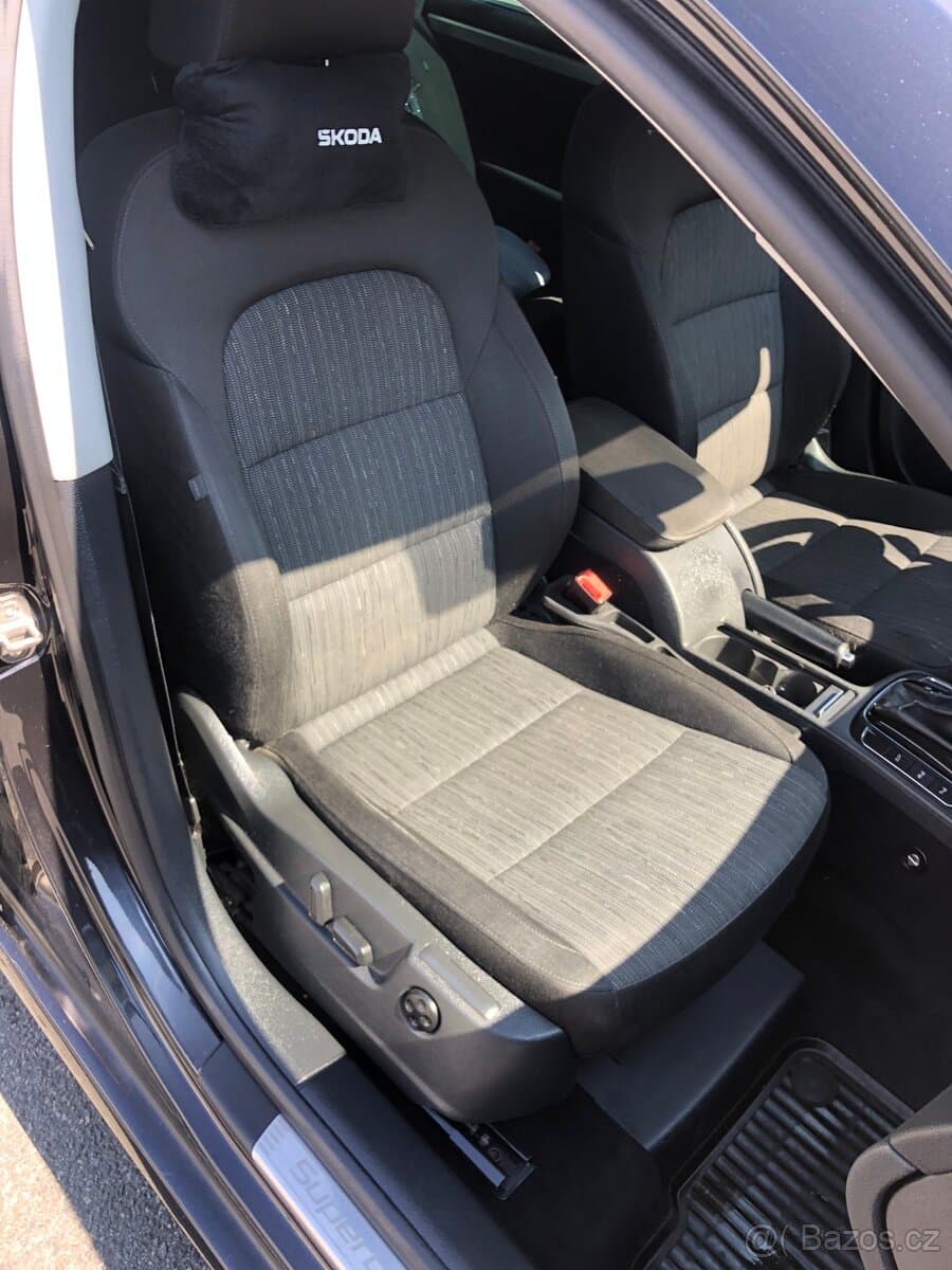 2014 Škoda SUPERB - 12