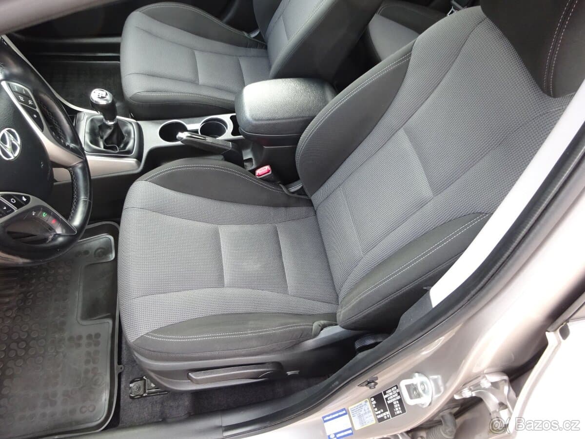 2017 Hyundai i30 - 12