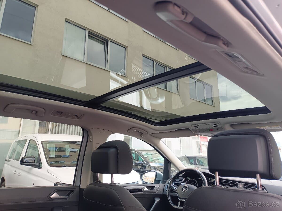 Volkswagen TOURAN - 12
