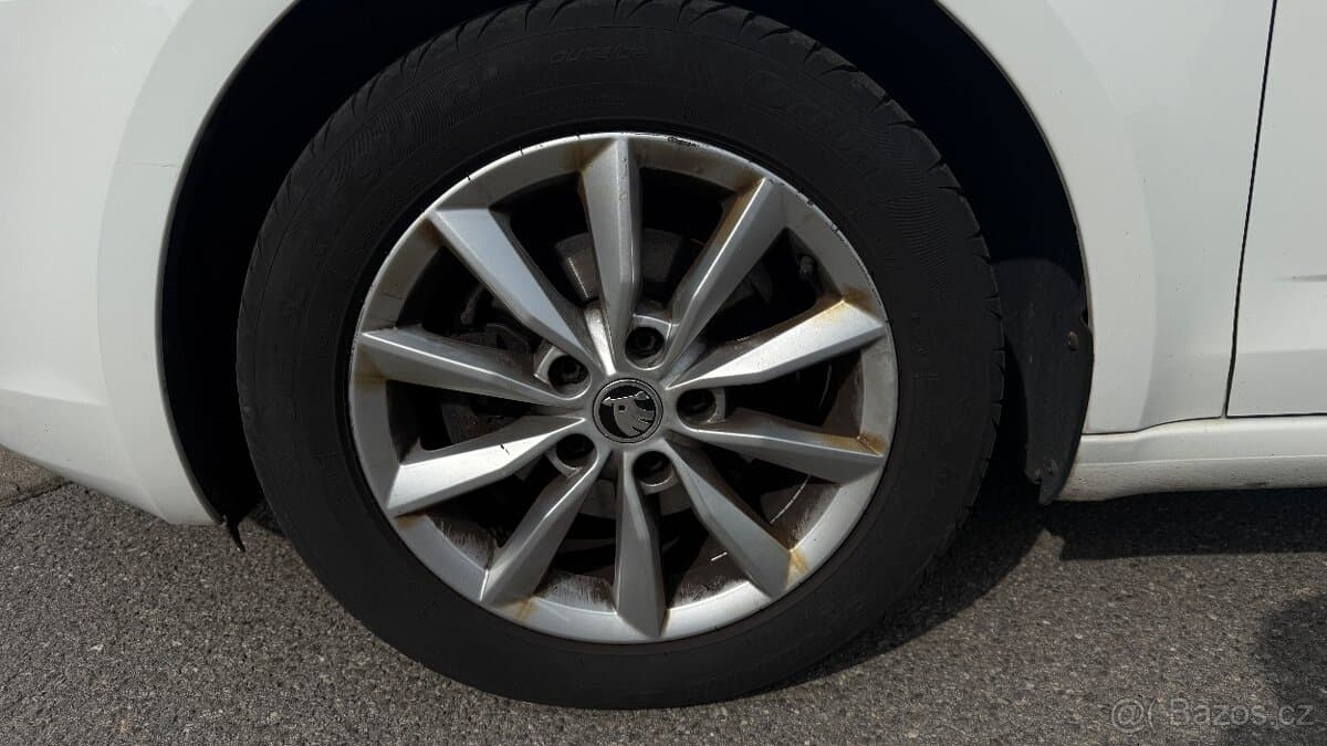 2016 Škoda OCTAVIA - 12