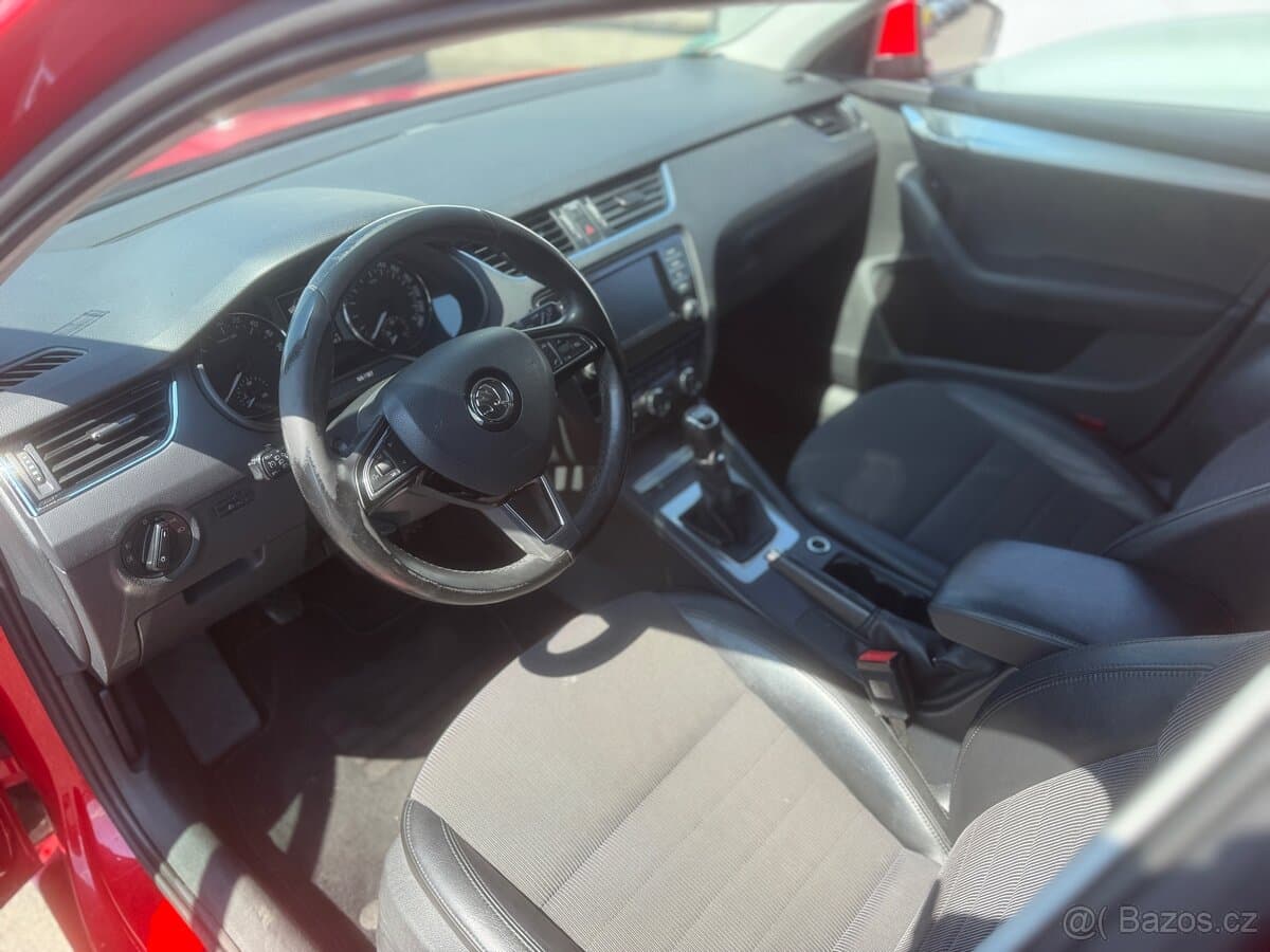 2015 Škoda OCTAVIA - 12