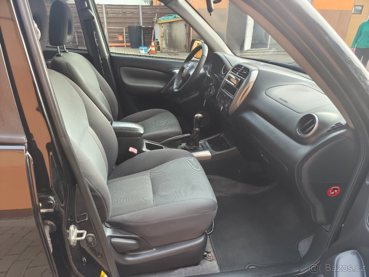 2004 Toyota OSTATNÍ - 12