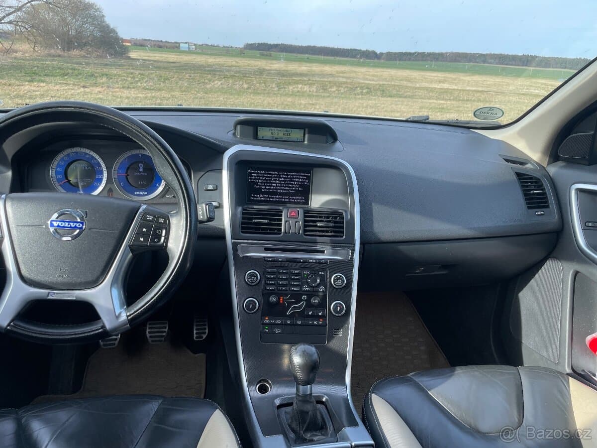 2009 Volvo XC60 - 12