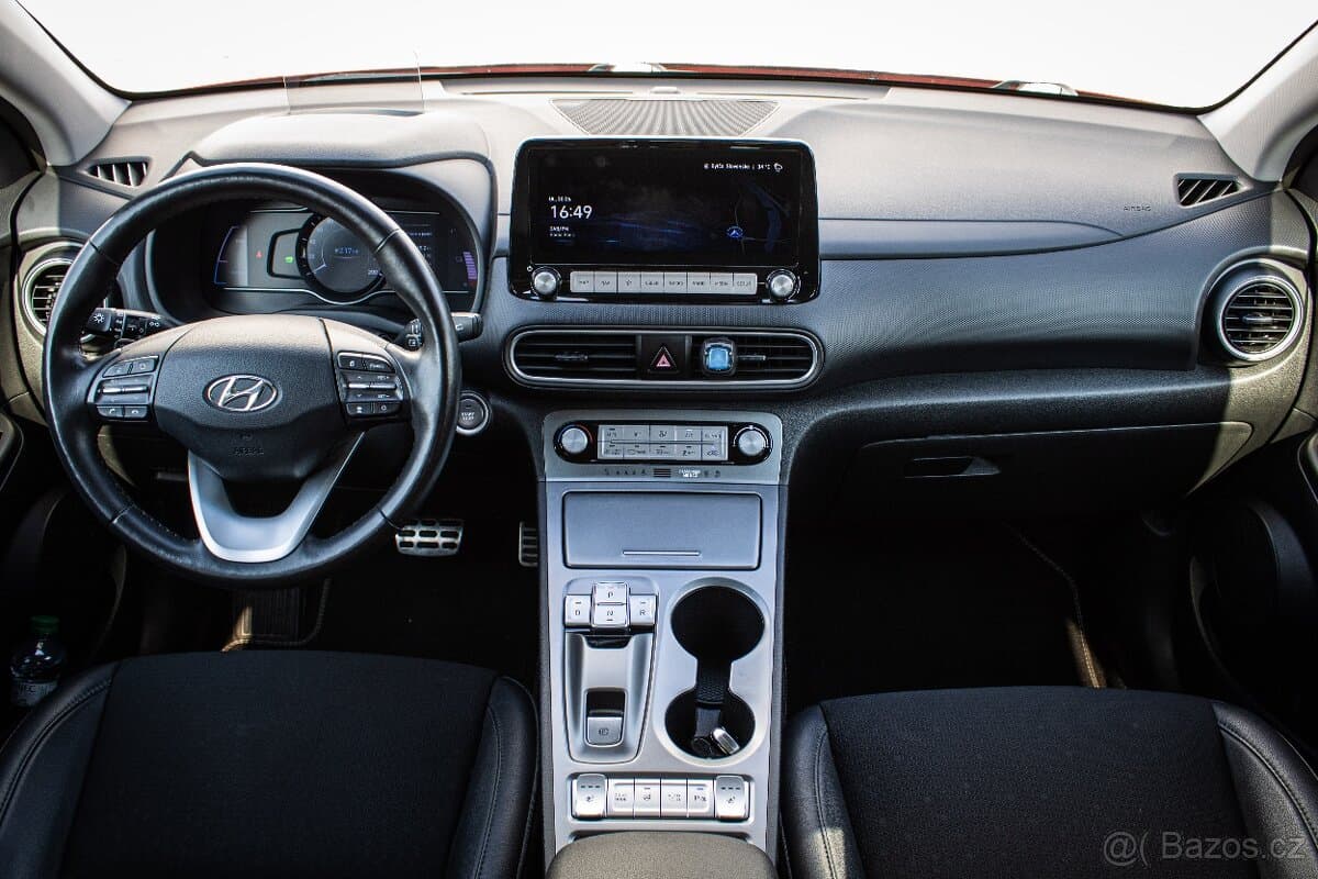 2020 Hyundai KONA - 12