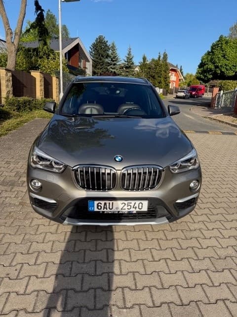 2018 BMW X1 - 12