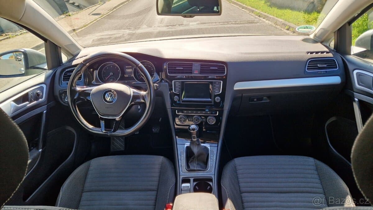 2015 Volkswagen GOLF - 12