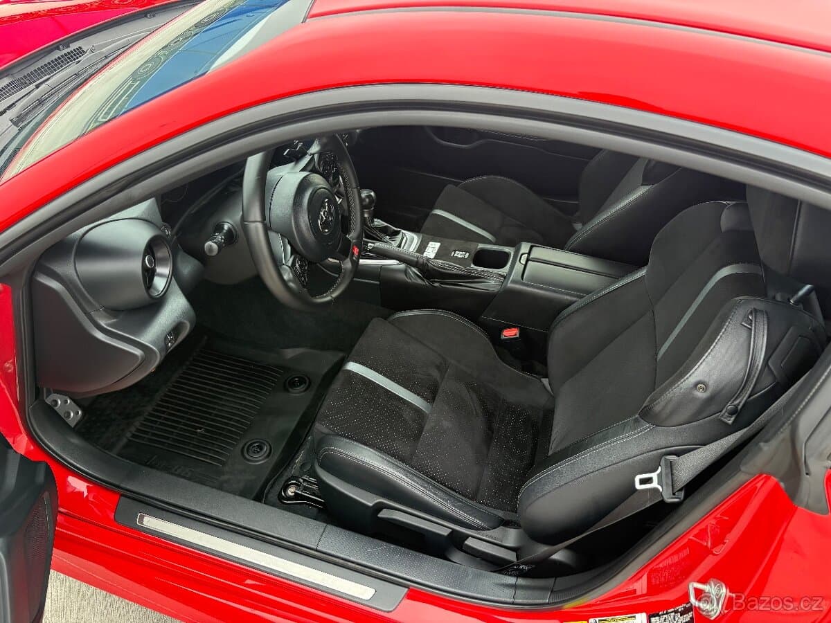 2023 Toyota GR86 - 12