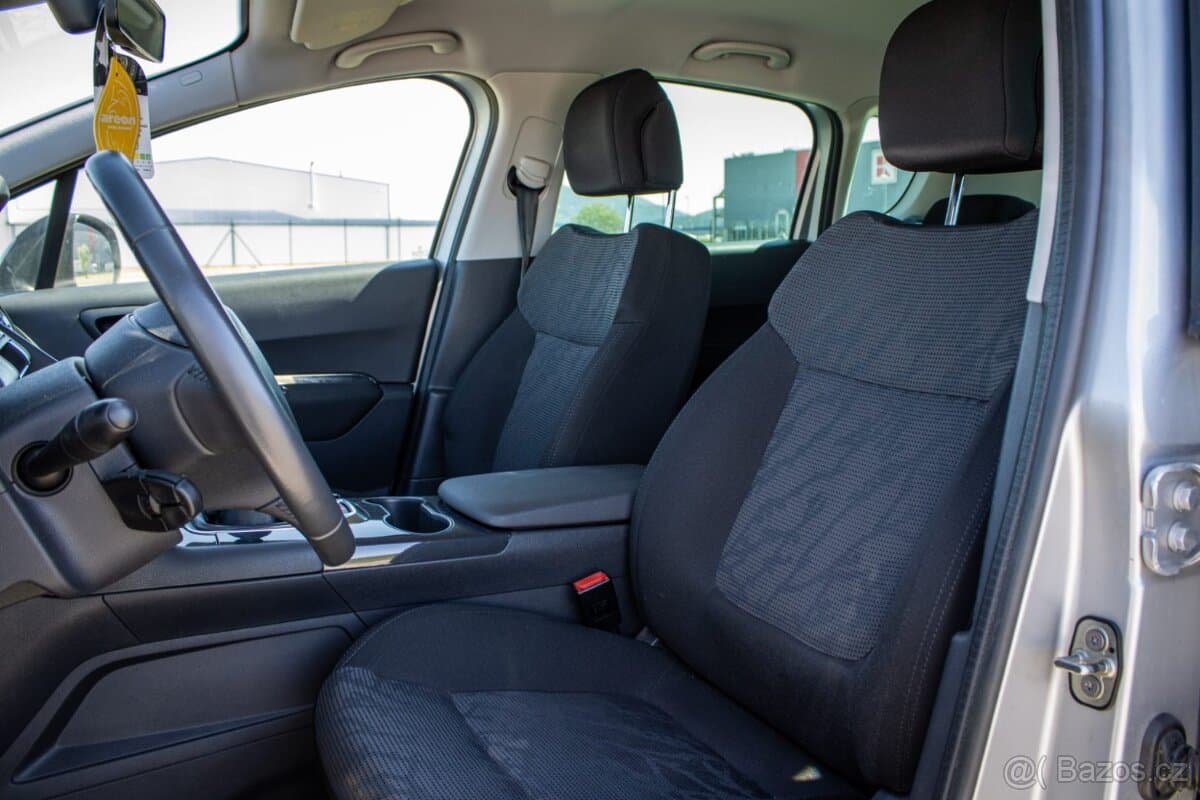2012 Peugeot 3008 - 12