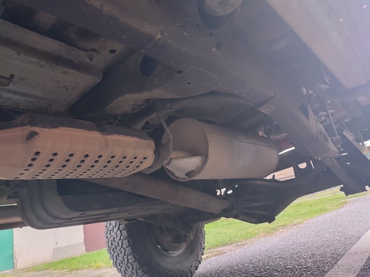 1990 Toyota 4RUNNER - 12