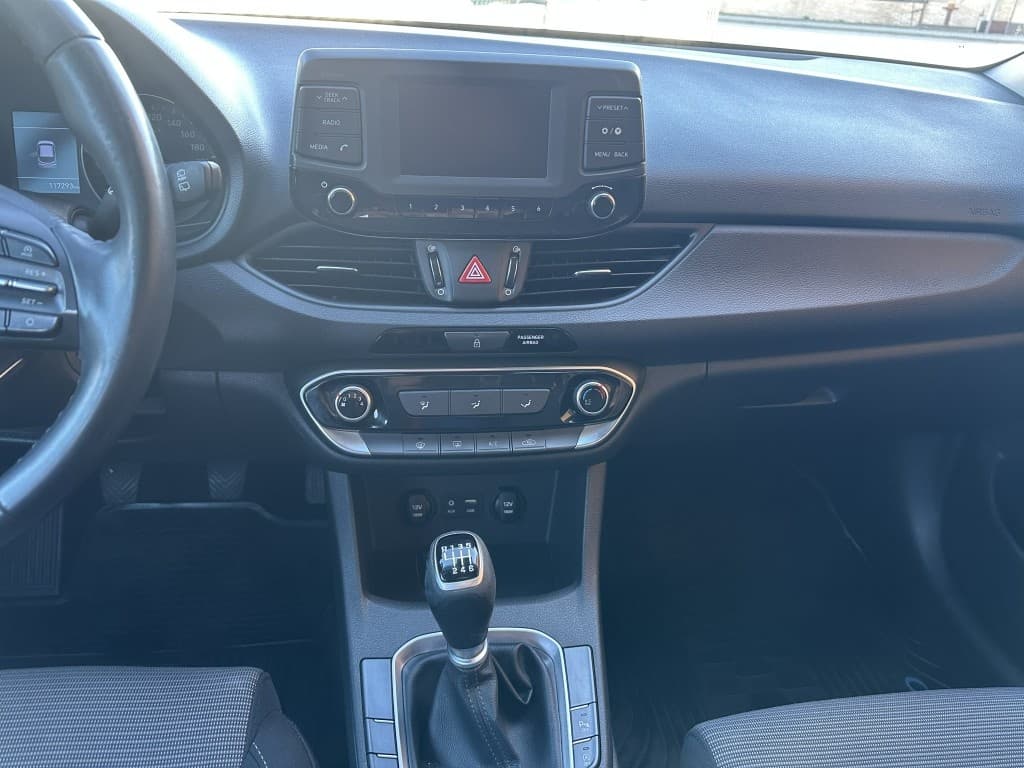 2019 Hyundai i30 - 12
