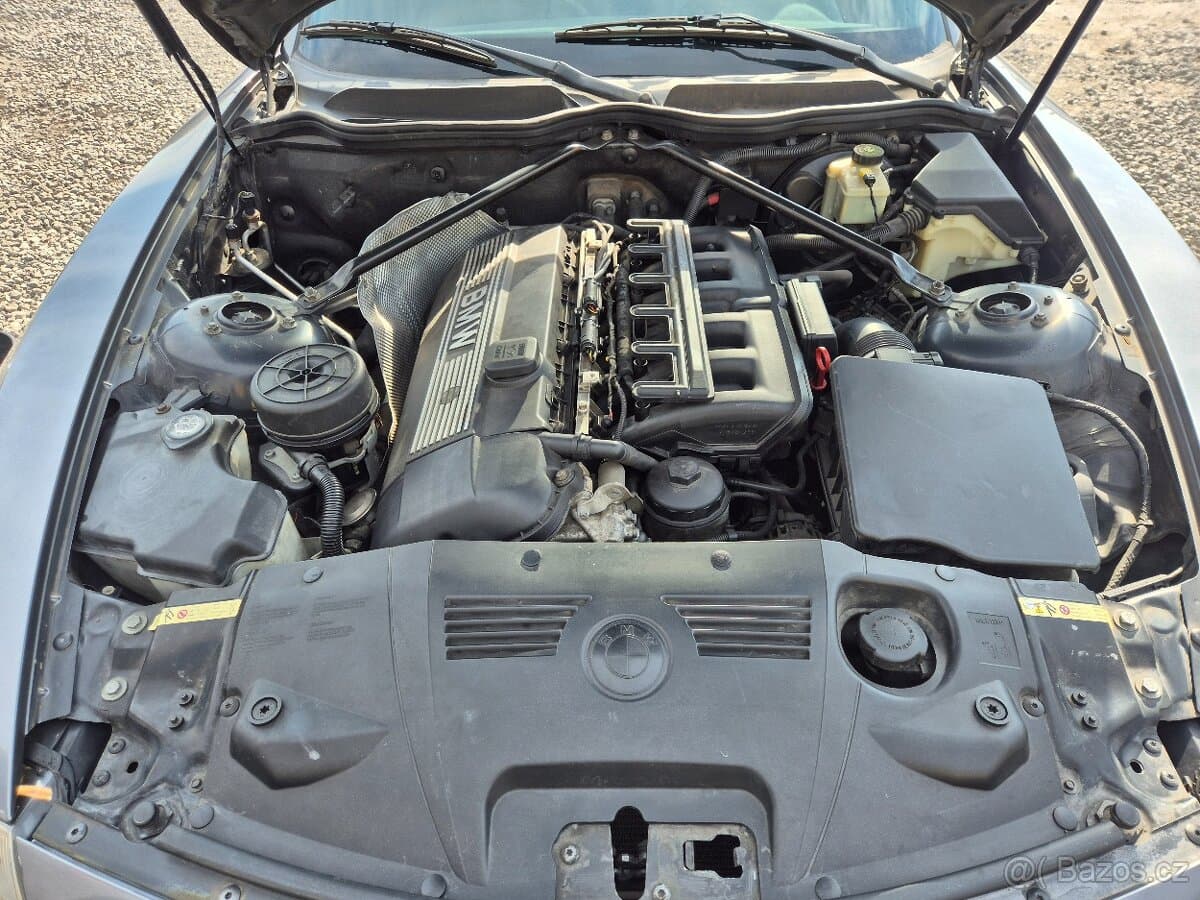 2004 BMW Z4 - 12