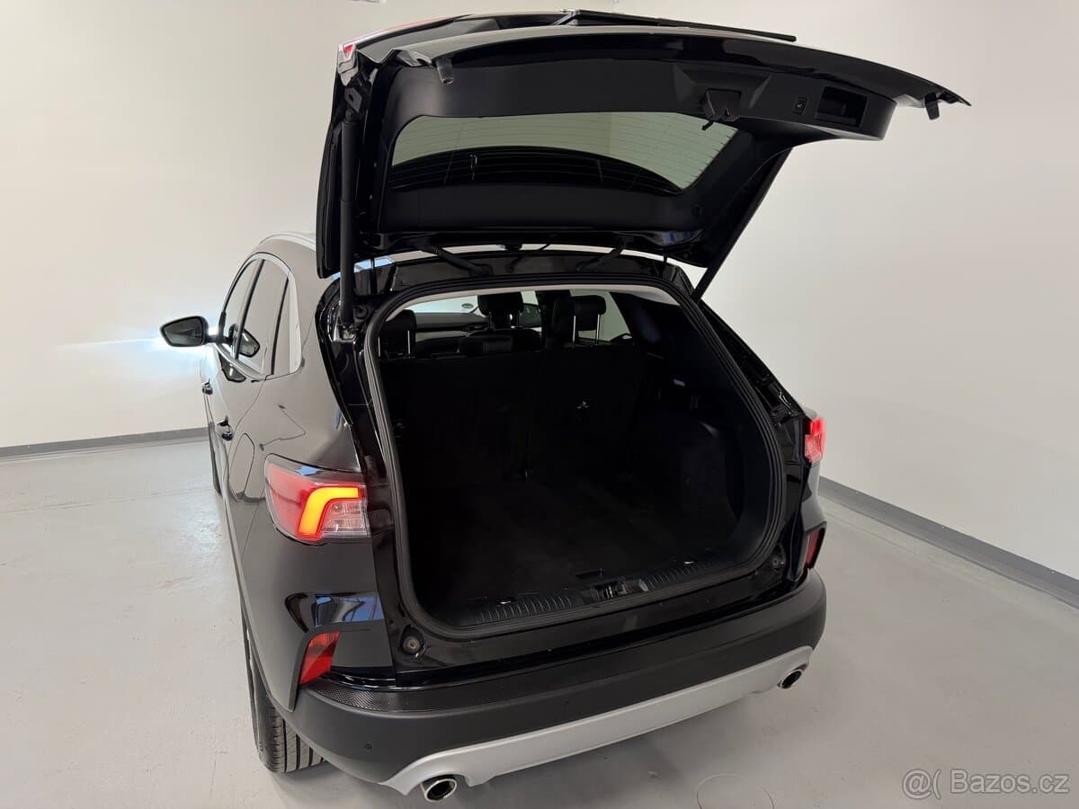 2023 Ford KUGA - 12