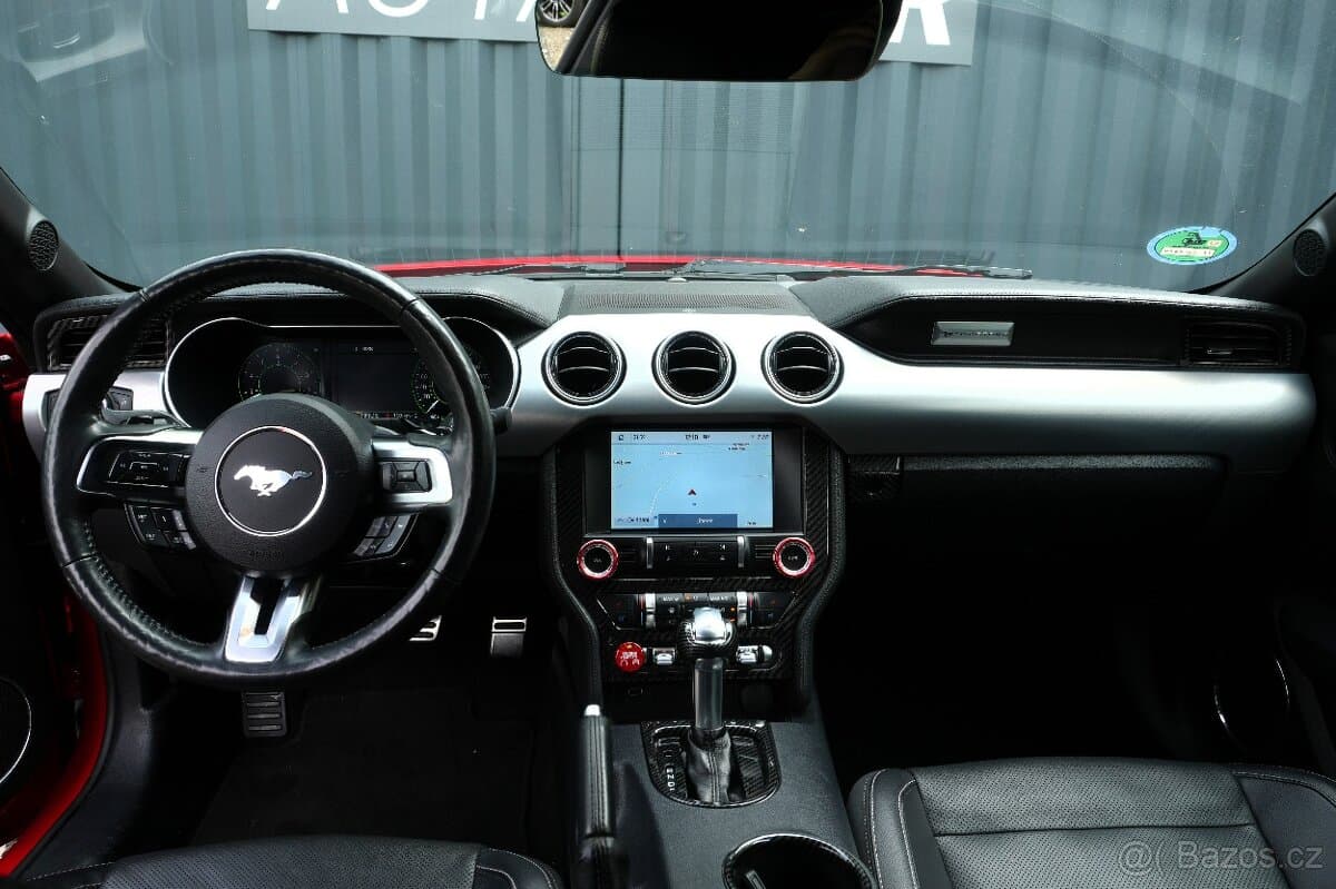2021 Ford GT - 12