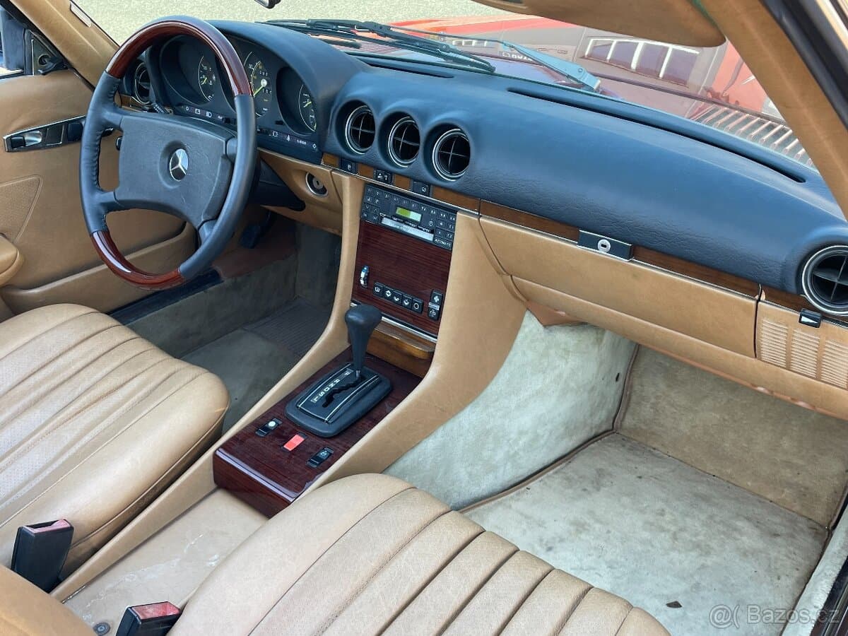 1982 Mercedes-Benz SL - 12