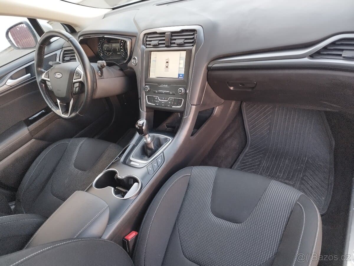 2020 Ford MONDEO - 12