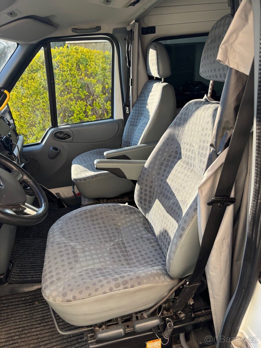 2013 Ford TRANSIT - 12
