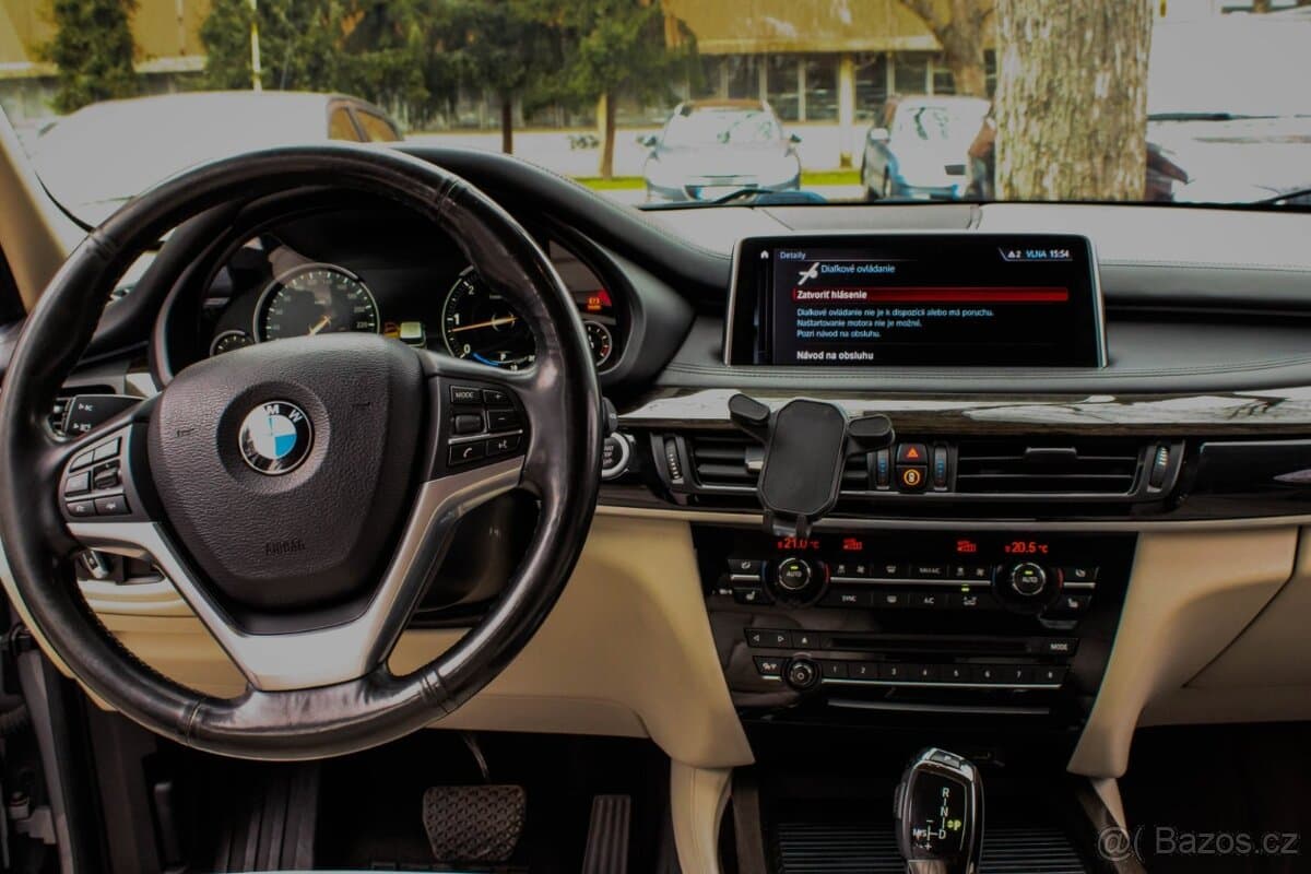2017 BMW X5 - 12
