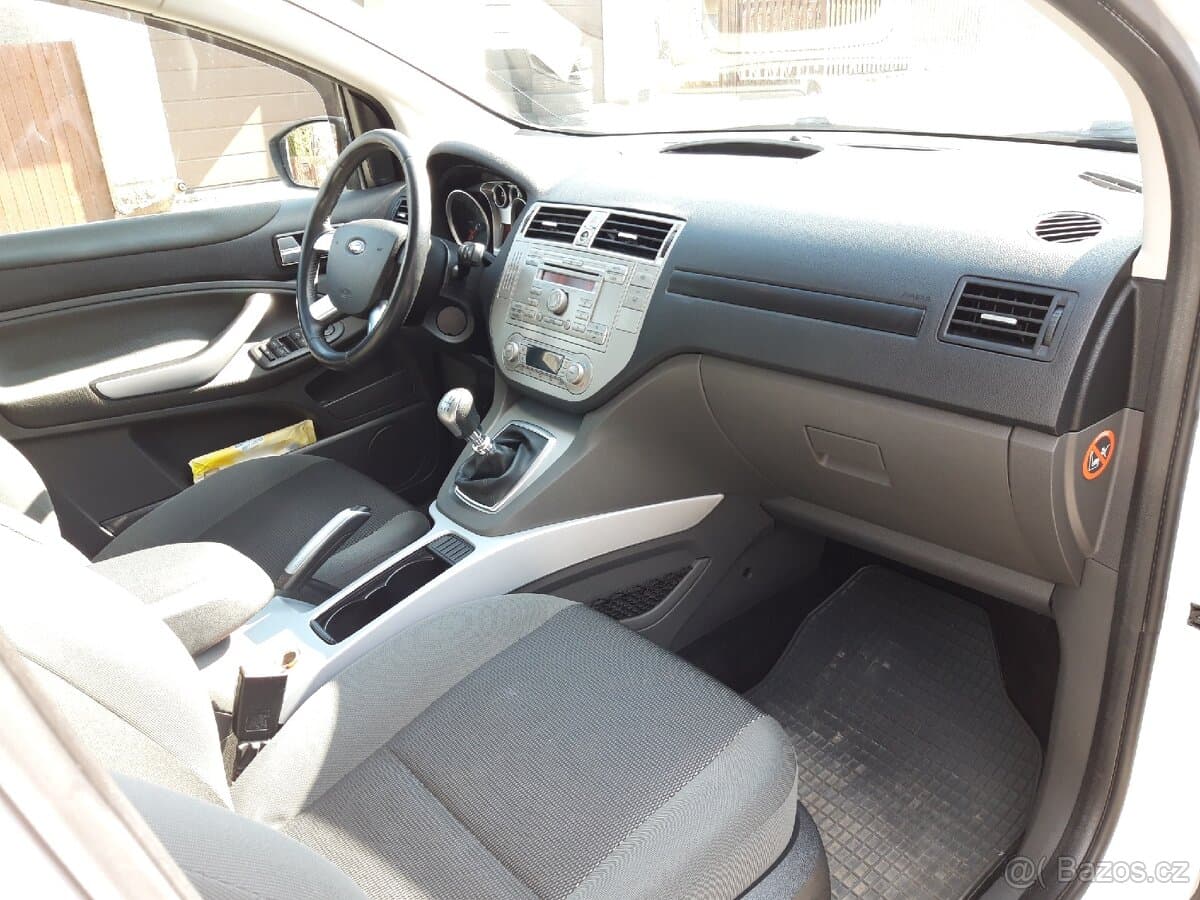 2009 Ford KUGA - 12