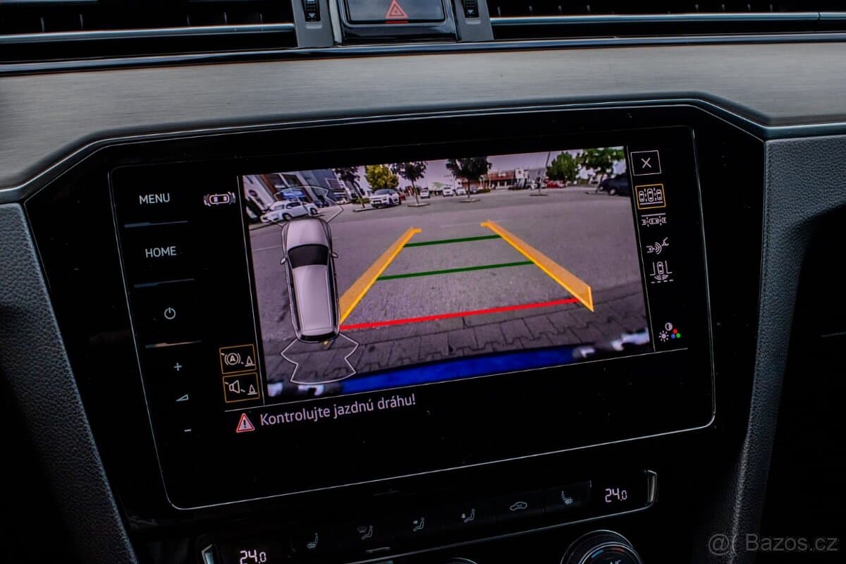 2019 Volkswagen PASSAT - 12