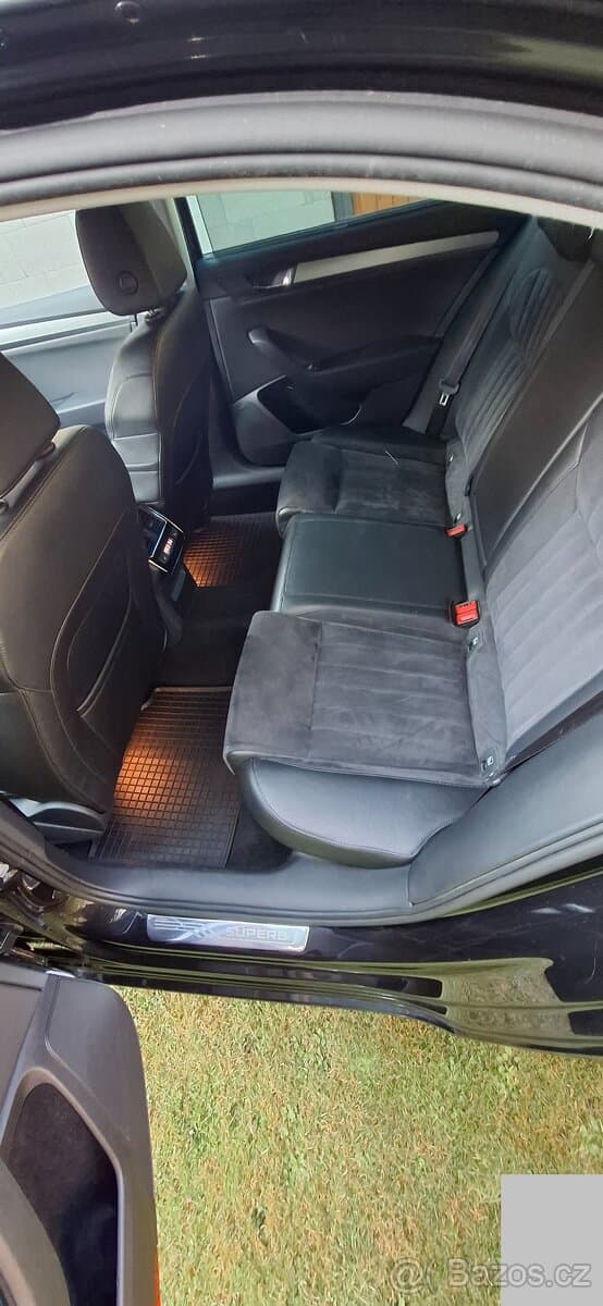 2017 Škoda SUPERB - 12