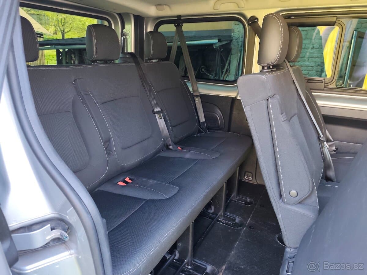 2016 Renault TRAFIC - 12