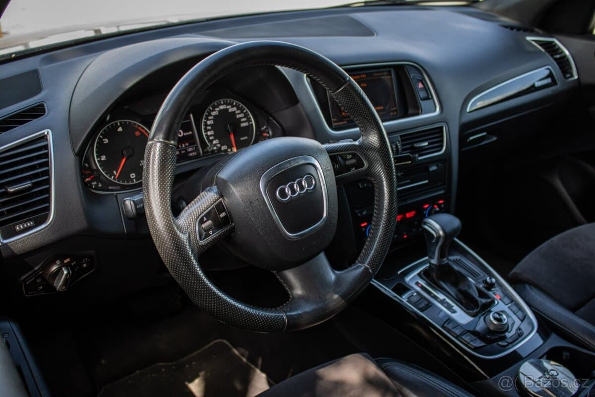 2010 Audi Q5 - 12
