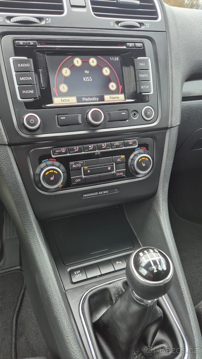 2009 Volkswagen GOLF - 12
