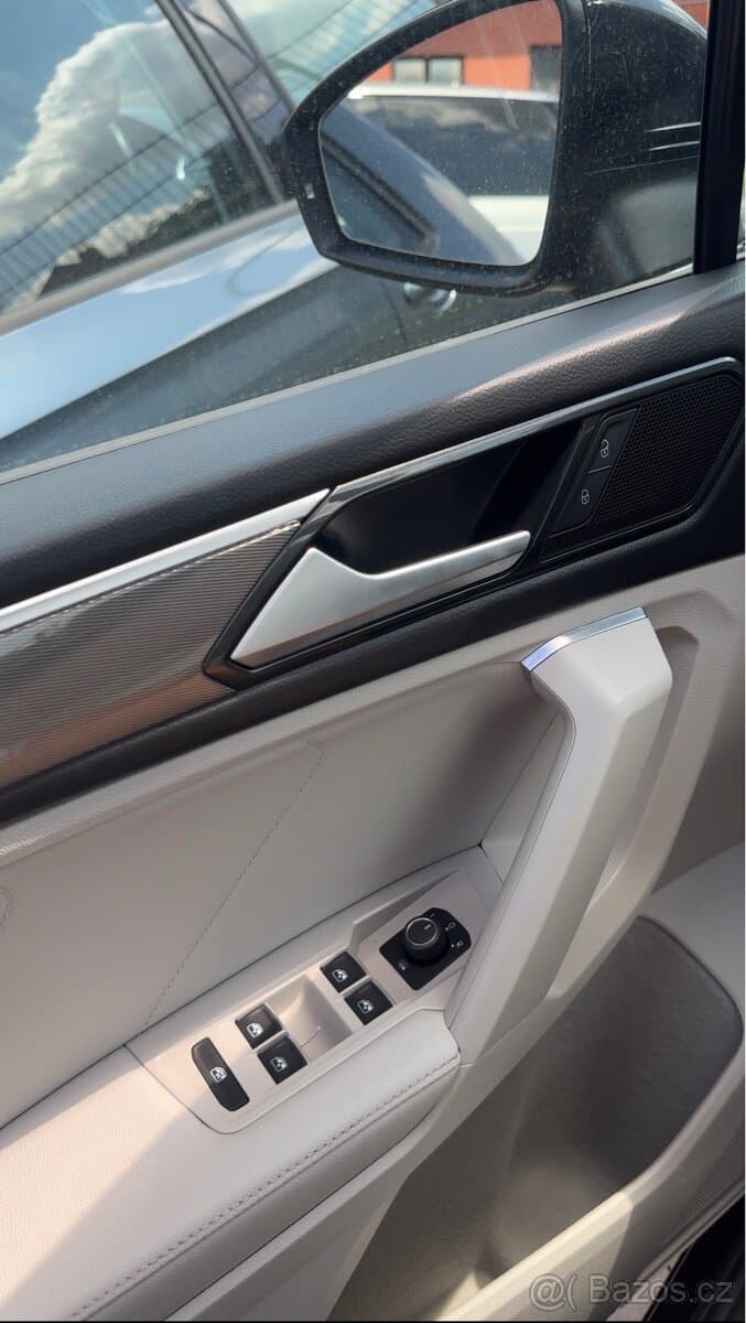 2023 Volkswagen TIGUAN - 12