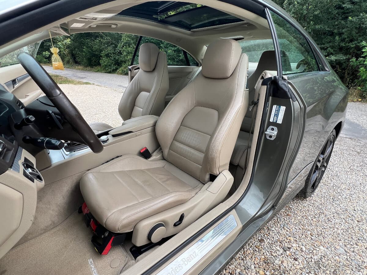 2010 Mercedes-Benz CL-CLASS - 12