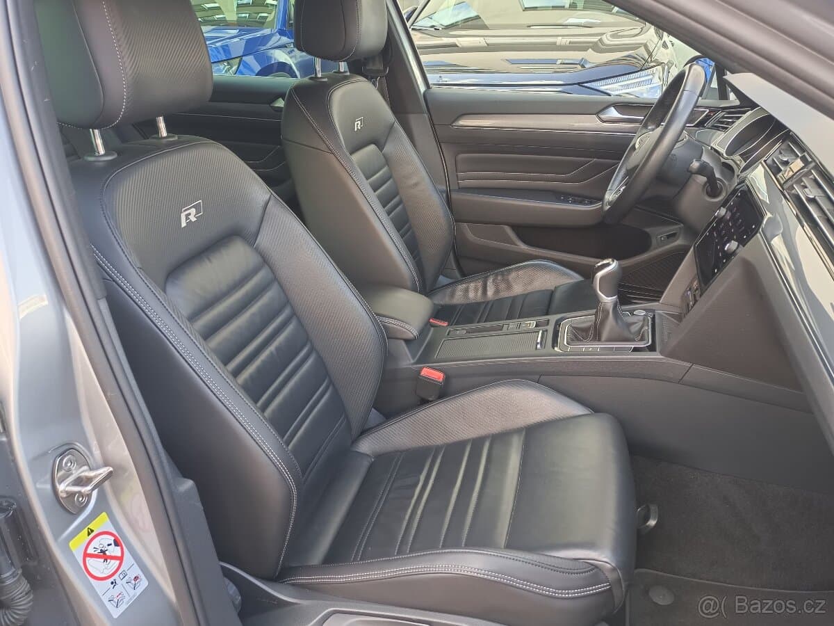 Volkswagen PASSAT - 12