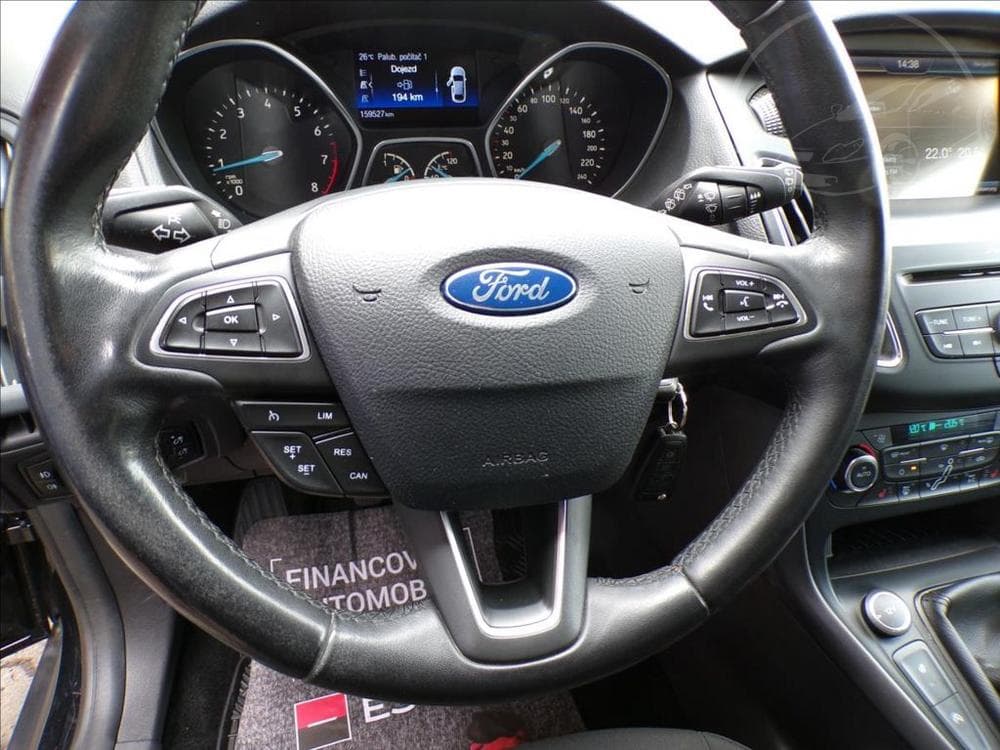 2015 Ford FOCUS - 12