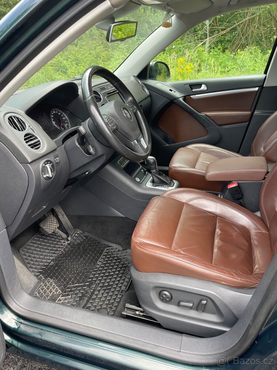 2012 Volkswagen TIGUAN - 12