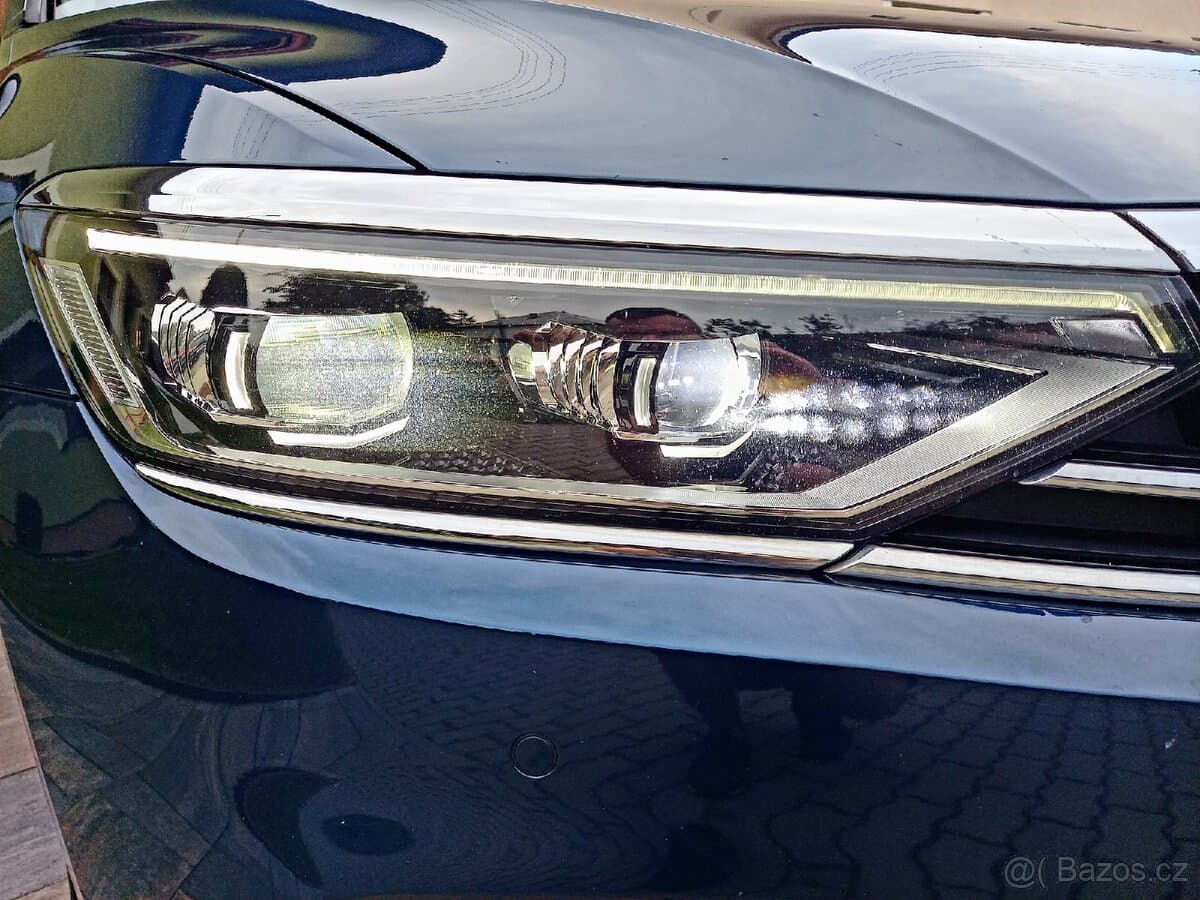 2020 Volkswagen PASSAT - 12