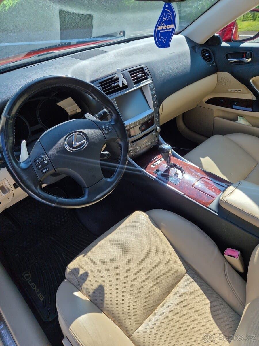 2008 Lexus IS - 12