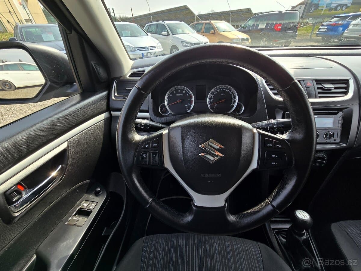 2016 Suzuki SWIFT - 12