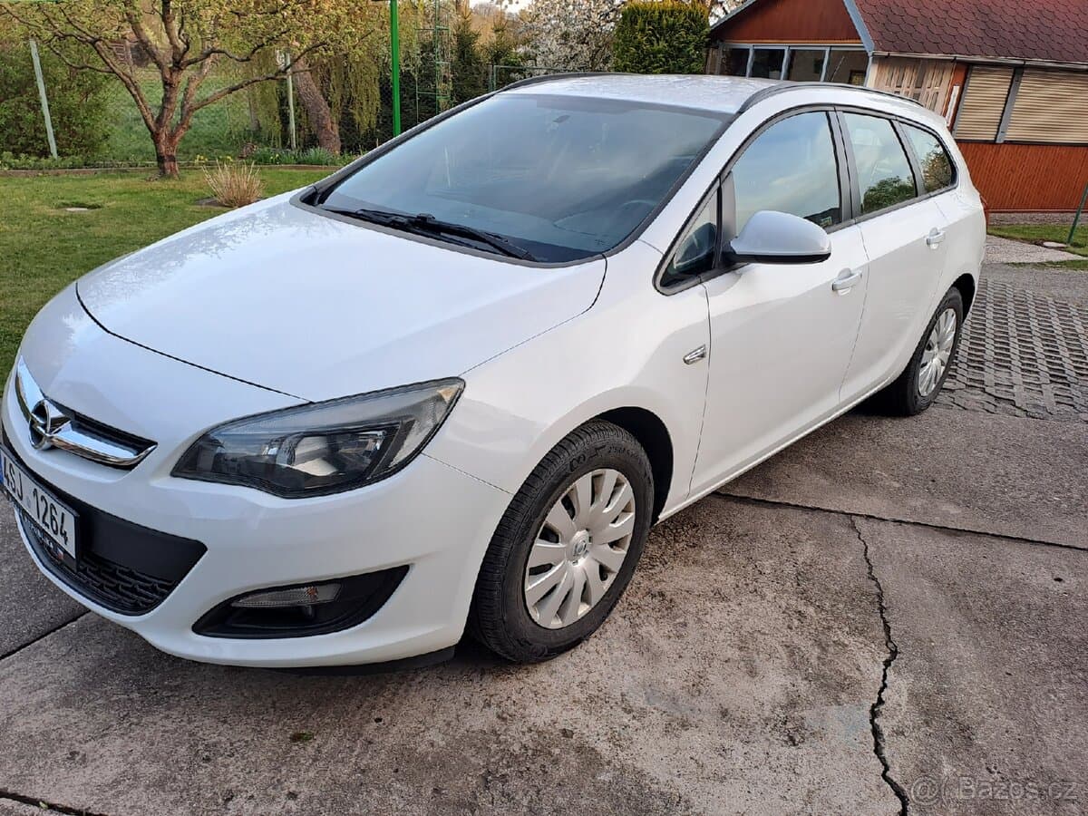 2014 Opel ASTRA - 12
