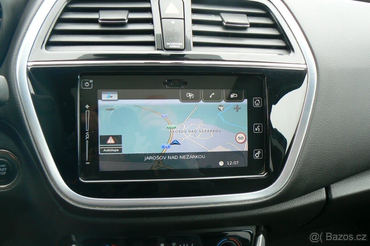 2019 Suzuki S-CROSS - 12