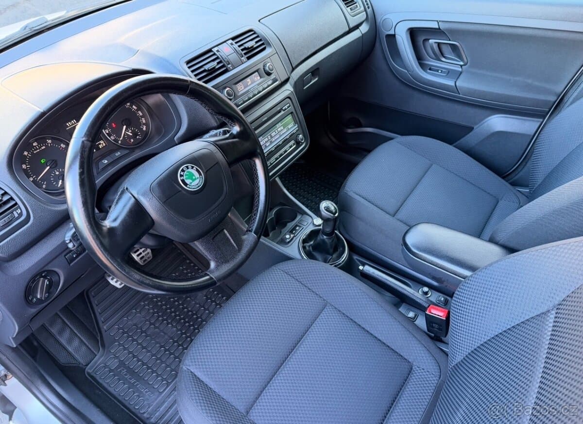 2011 Škoda ROOMSTER - 12