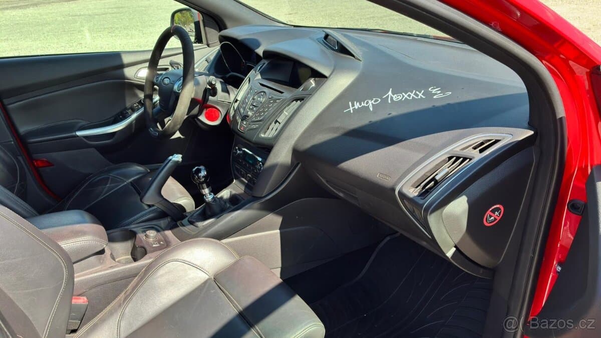 2013 Ford FOCUS - 12