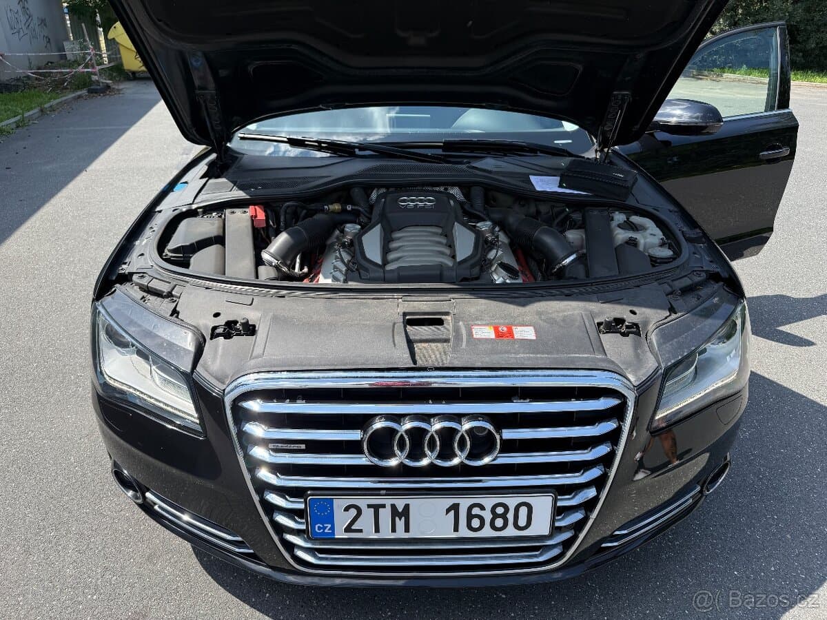 2010 Audi A8 - 12