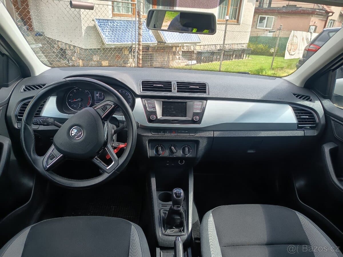 2015 Škoda FABIA - 12