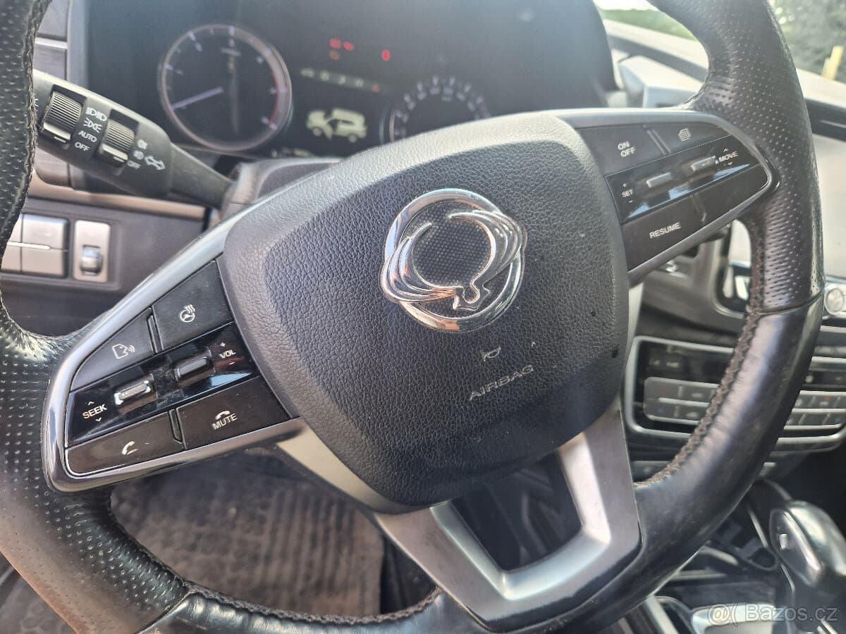 SsangYong REXTON - 12