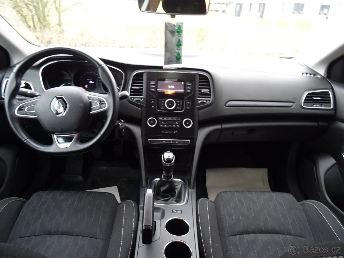 2019 Renault MEGANE - 12