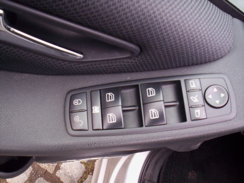 2009 Mercedes-Benz OSTATNÍ - 12