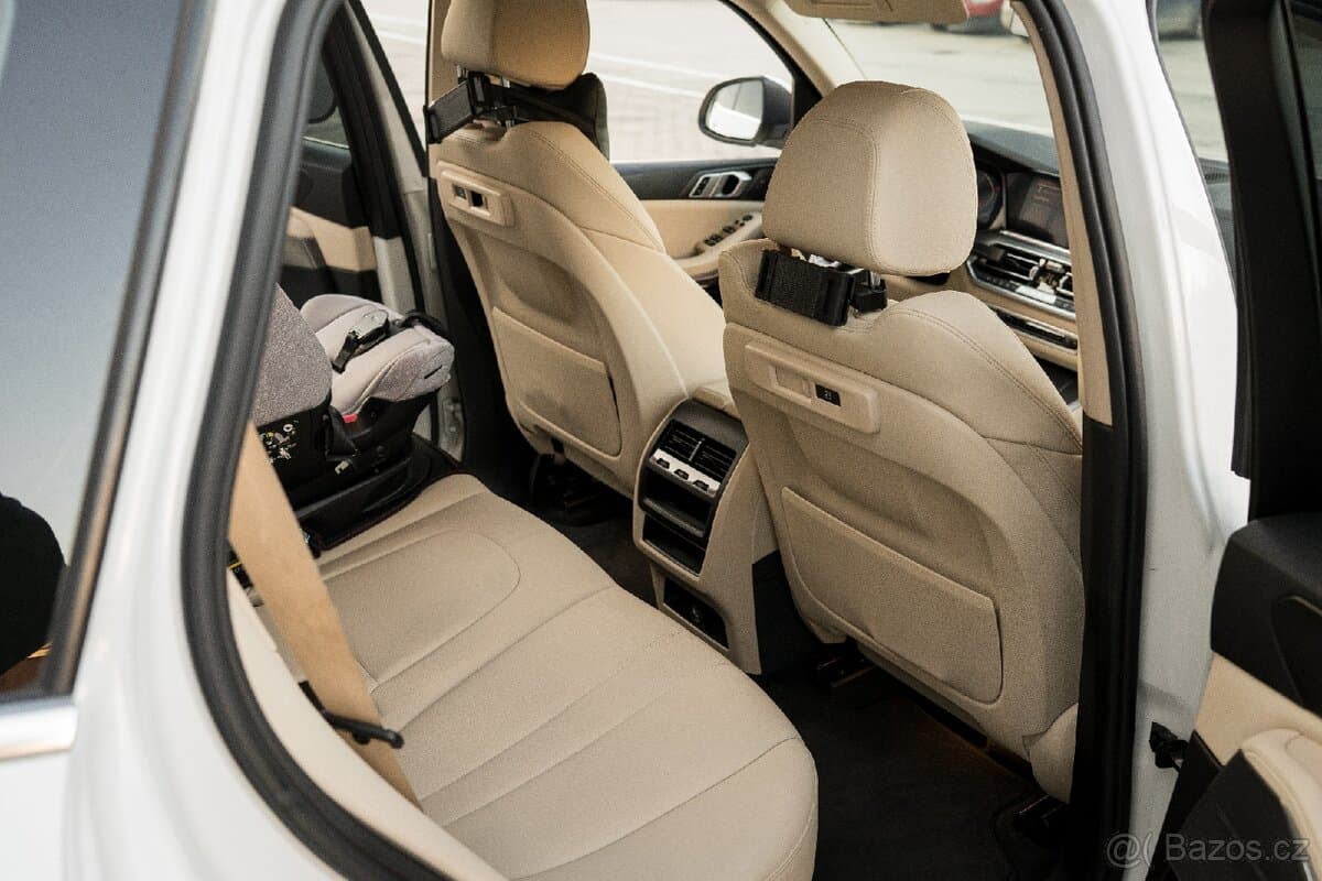 2019 BMW X5 - 12