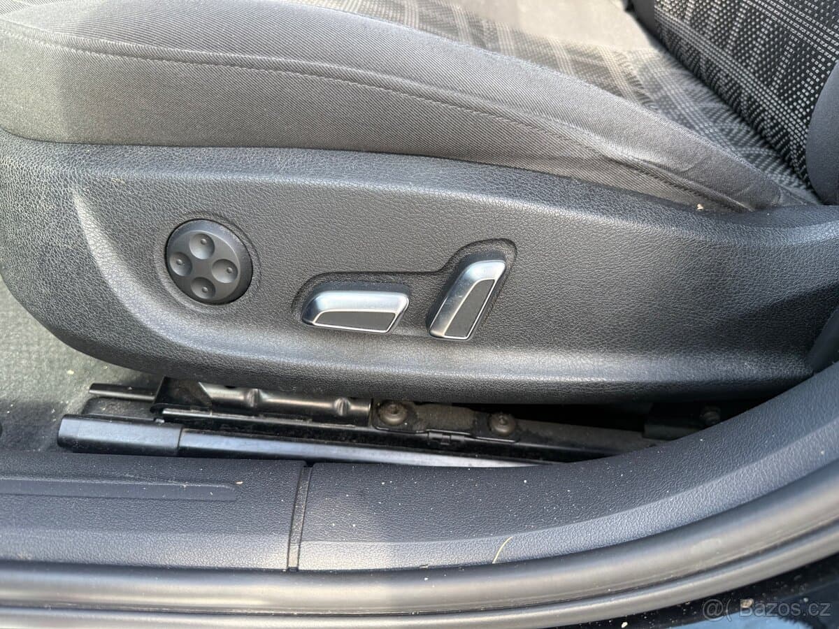 2012 Audi A4 - 12