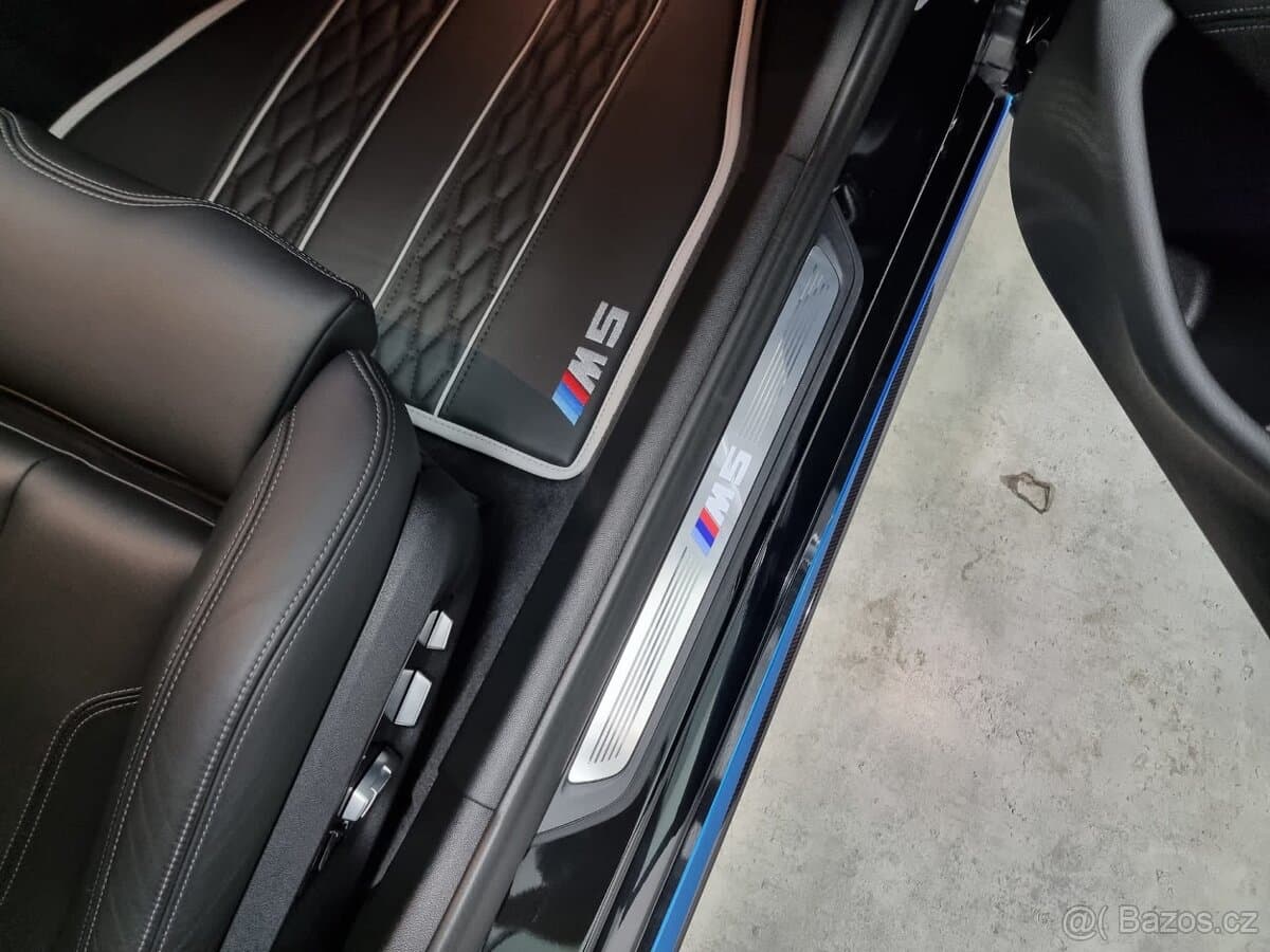 2020 BMW M5 - 12