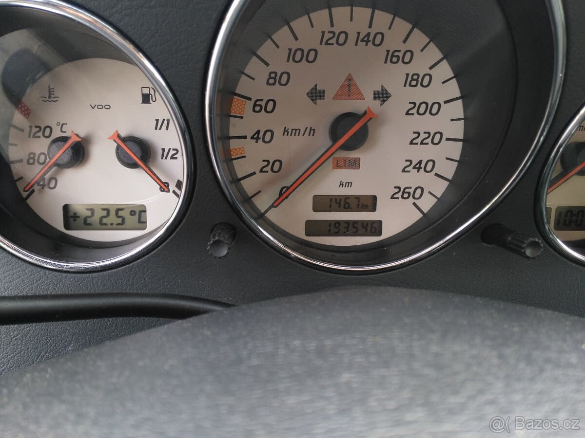 2001 Mercedes-Benz SL - 12