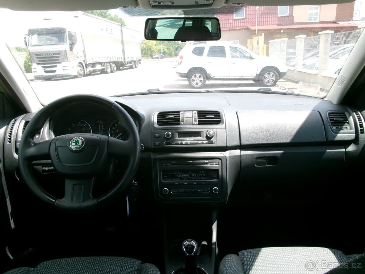 2010 Škoda FABIA - 12