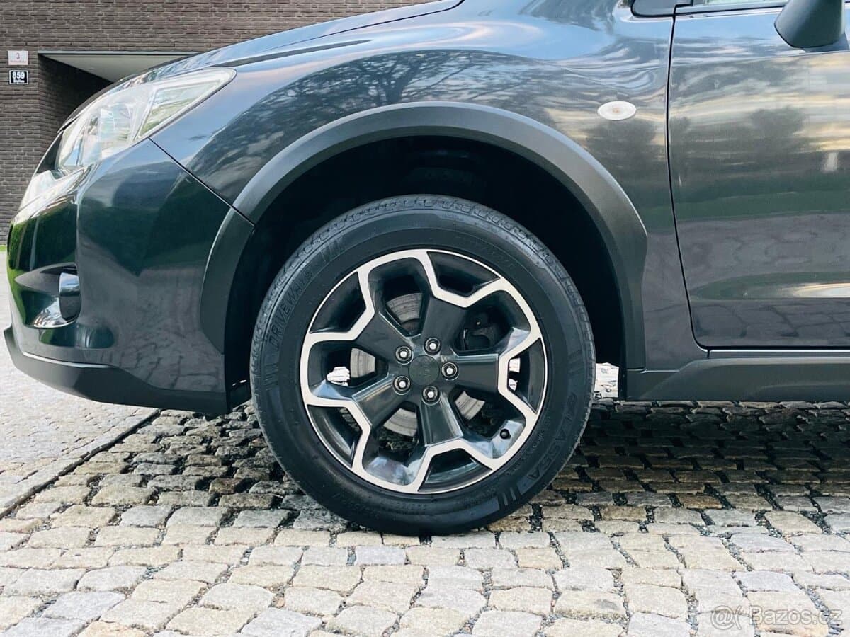 2012 Subaru XV - 12